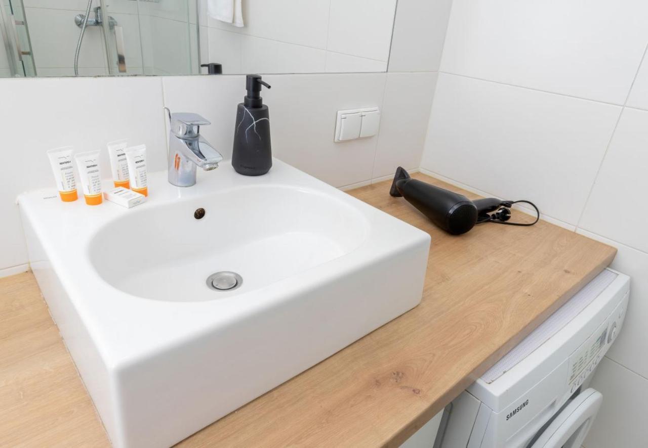 Citystay Starowka Apartament Danzica Esterno foto